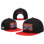 Gorra Philadelphia 76ers Mitchell & Ness Negro Rojo