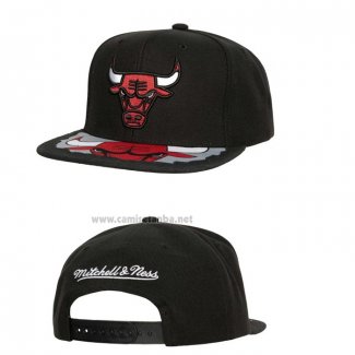 Gorra Chicago Bulls Mitchell & Ness Negro3