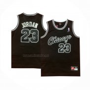 Camiseta Chicago Bulls Michael Jordan #23 Retro Negro Blanco