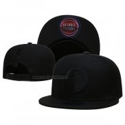 Gorra Detroit Pistons Black On Black 9FIFTY Snapback Negro